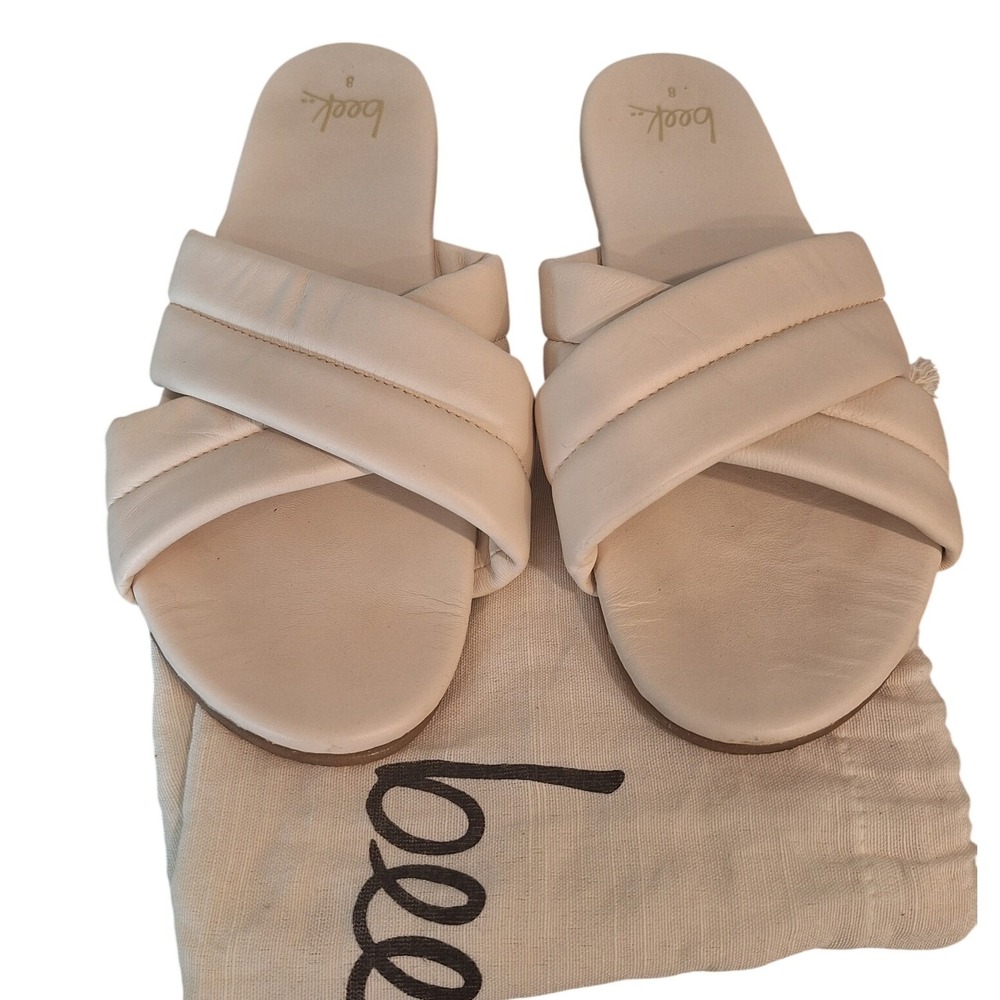 Beek white leather sandals flip flops size 8